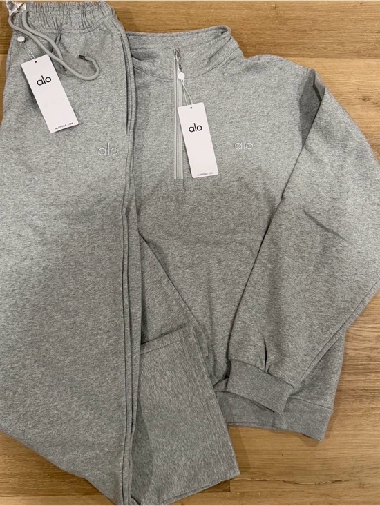 ALO Yoga Other - alo Heather Gray Half-Zip Sweatshirt & Sweat Set